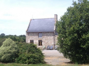 Gîte Saint-Coulomb, 3 pièces, 4 personnes - FR-1-538-156